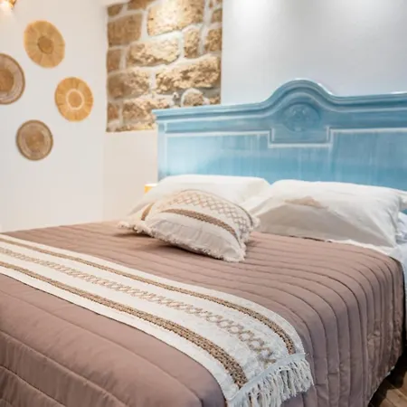 Pedra House Lt *